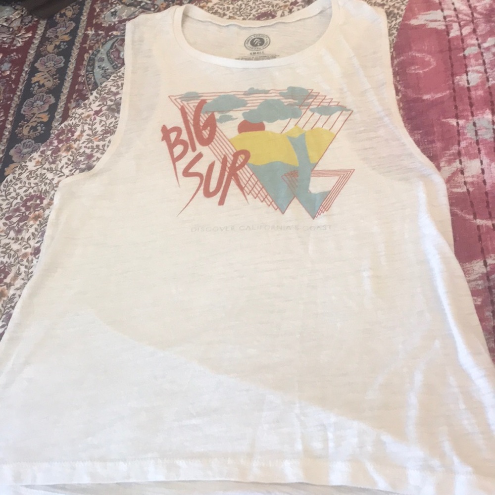 Graphic Tank